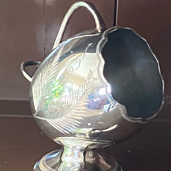 Silver Plated Sugar Scuttle with Scoop Spoon. - Picture 2 of 14